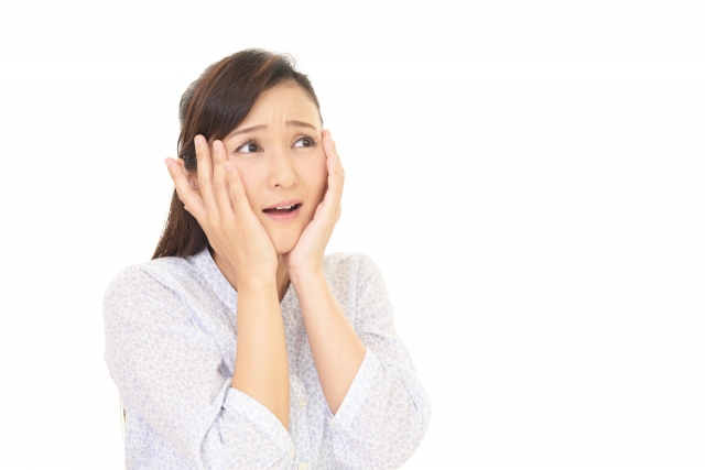 サラツヤにならない理由をしってショックを受けている大人女子